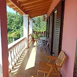 Iren Apartment *