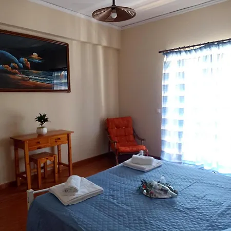 Iren Apartment *